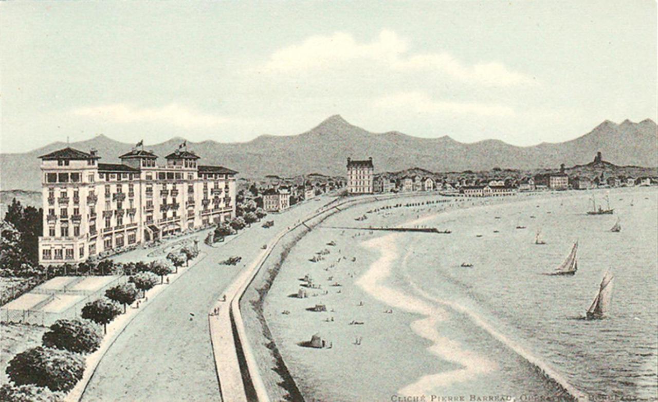 T2 A Pied De Plage Sur Ancien Hotel Chic, Samedi A Samedi Saint-Jean-de-Luz Exterior photo